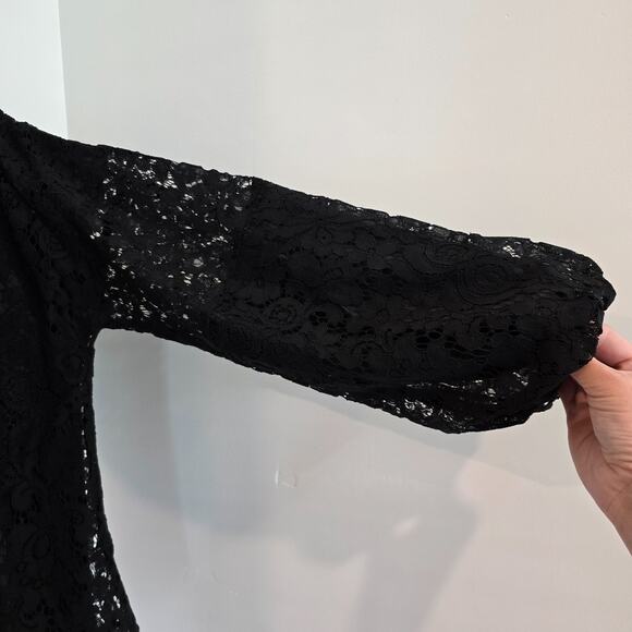 New Black Crochet Lace Top Size M Lined Balloon Sleeve Boho Dark Romantic - Picture 4 of 8